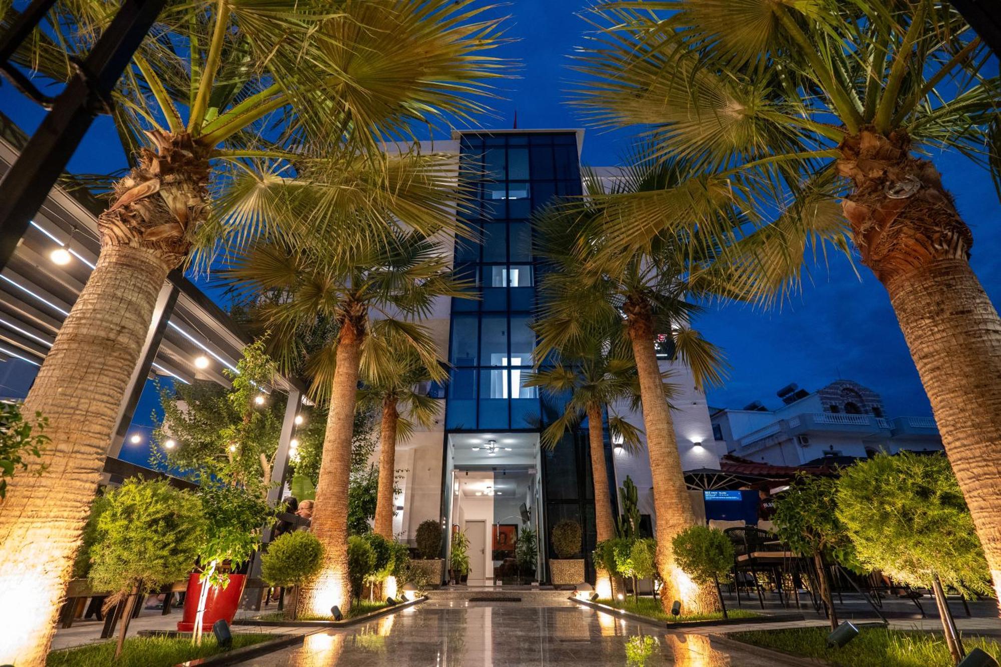 Hotel Eagle Ксаміл Екстер'єр фото
