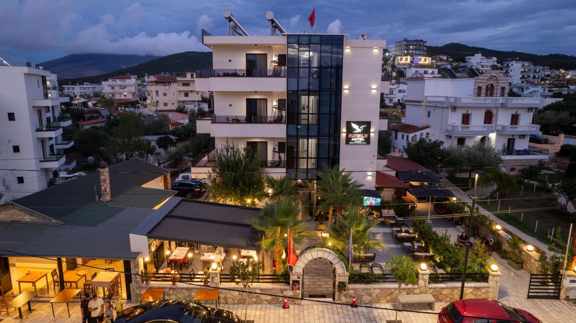 Hotel Eagle Ксаміл Екстер'єр фото