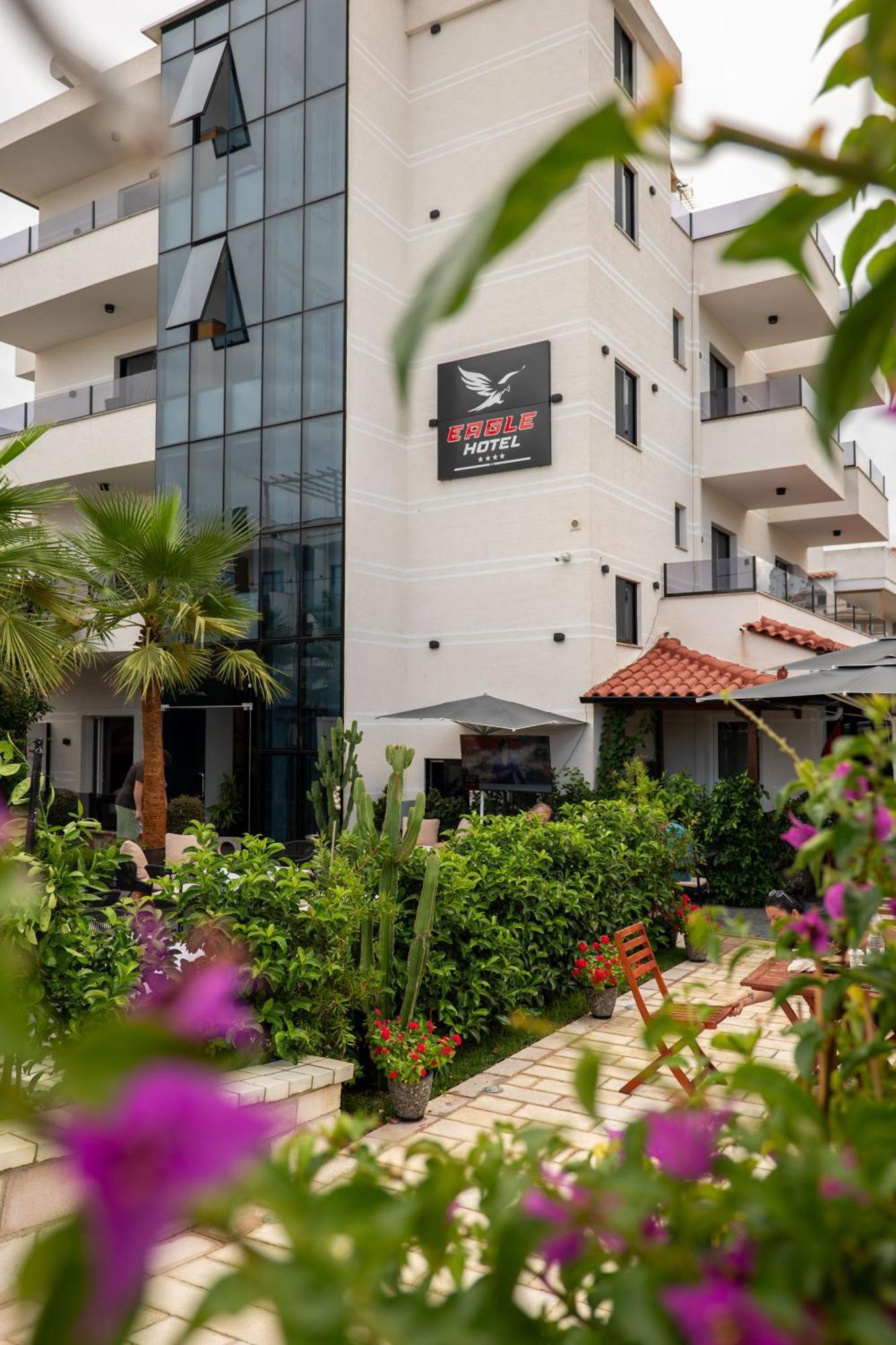 Hotel Eagle Ксаміл Екстер'єр фото